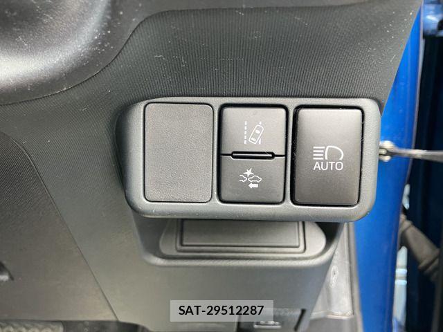 Toyota AQUA 2016-04 7325667-6