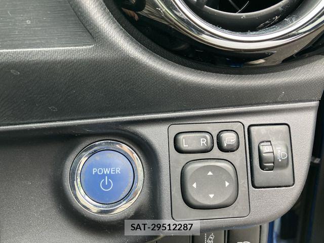 Toyota AQUA 2016-04 7325667-8