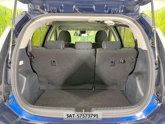 Toyota AQUA 2019-05 7325618-9