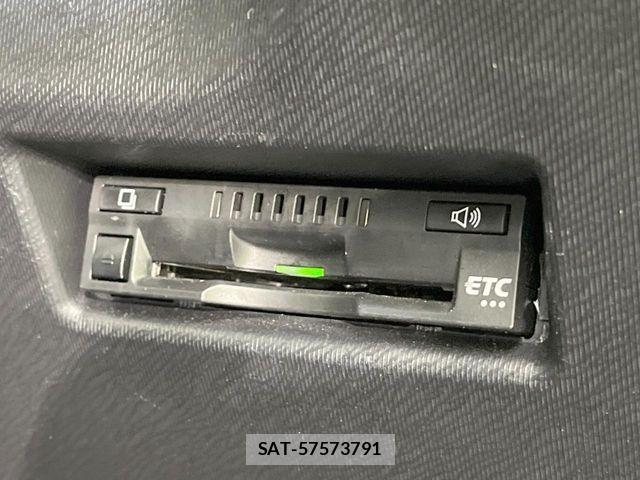 Toyota AQUA 2019-05 7325618-6