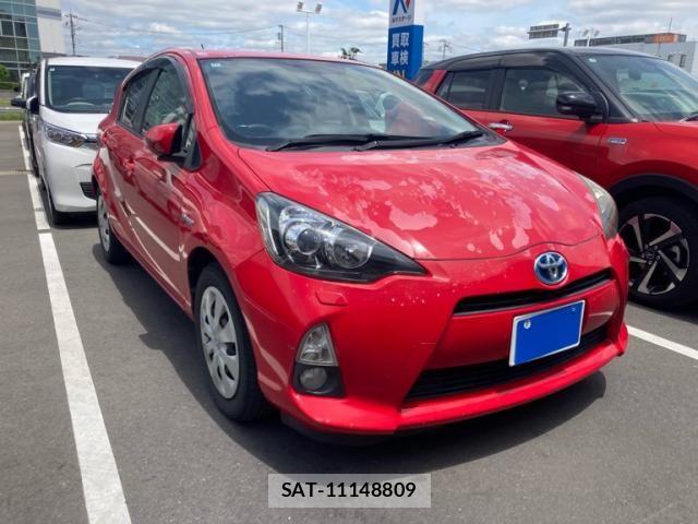 Toyota AQUA 2012-10 7325674-1