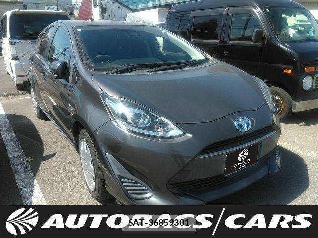 Toyota AQUA 2017-10 7325639-0