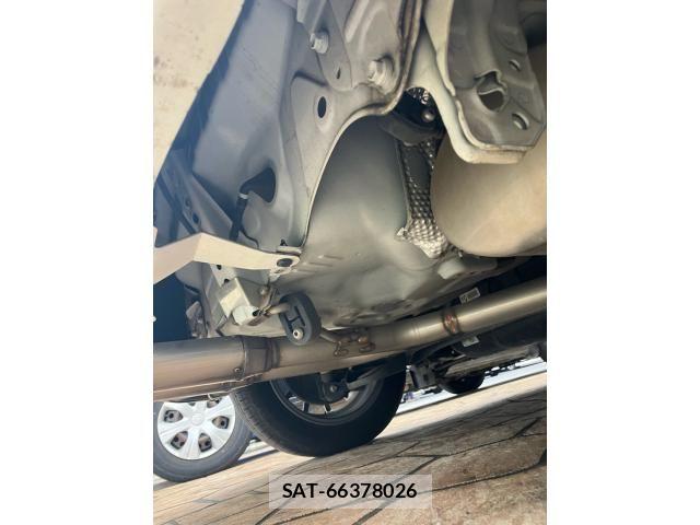 Toyota AQUA 2012-07 7325676-9