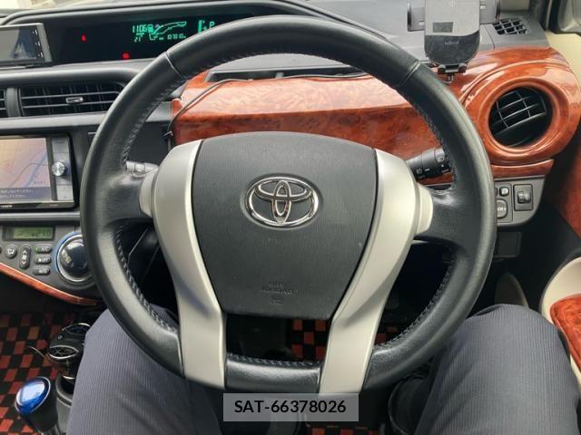 Toyota AQUA 2012-07 7325676-18