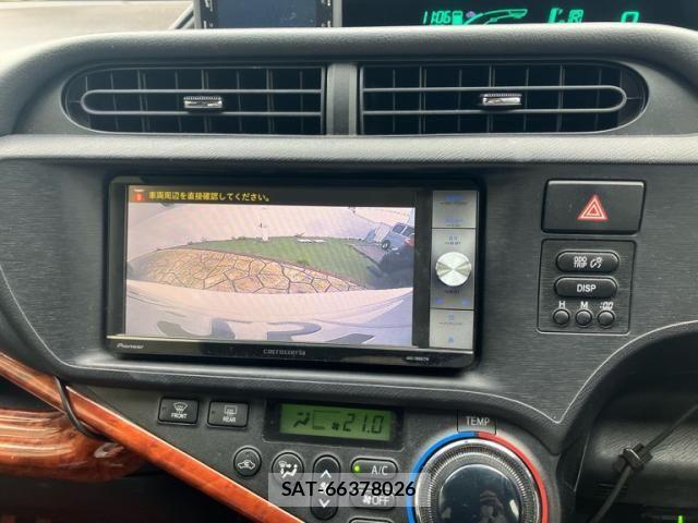 Toyota AQUA 2012-07 7325676-20