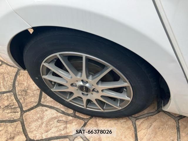 Toyota AQUA 2012-07 7325676-5