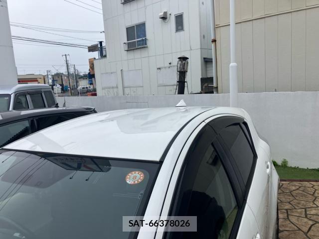 Toyota AQUA 2012-07 7325676-8