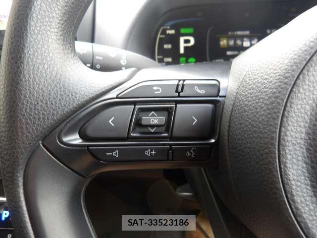 Toyota AQUA 2023-05 7325611-10