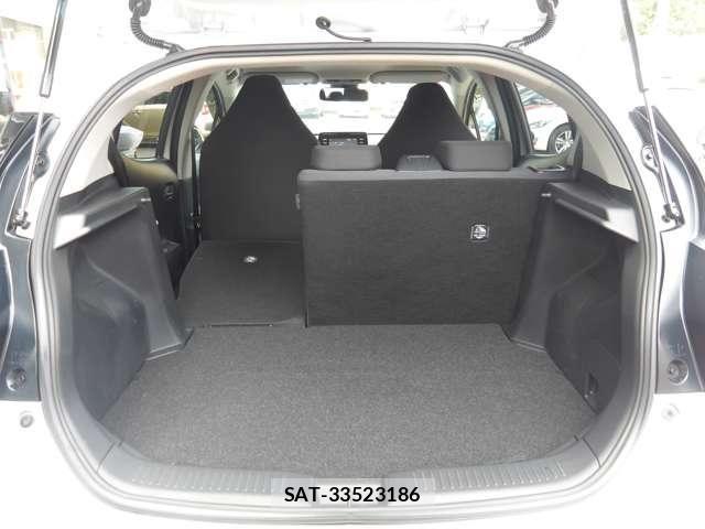 Toyota AQUA 2023-05 7325611-21