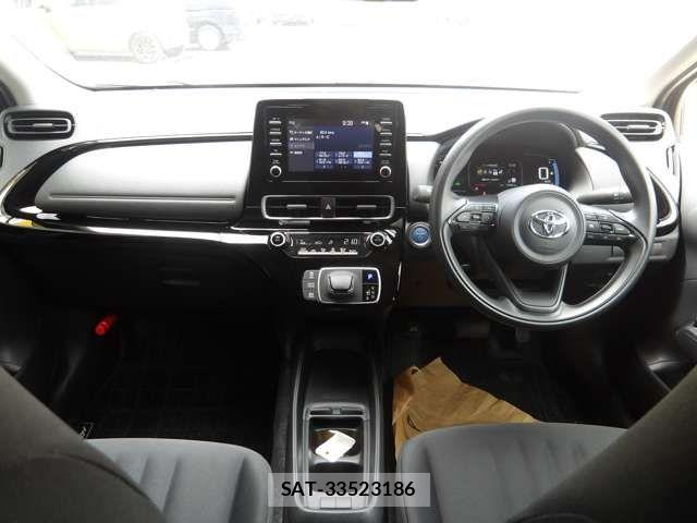Toyota AQUA 2023-05 7325611-2