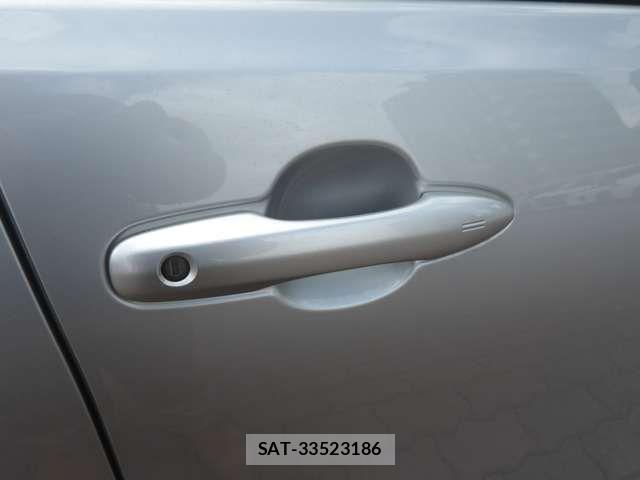 Toyota AQUA 2023-05 7325611-3