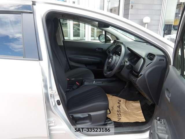 Toyota AQUA 2023-05 7325611-4
