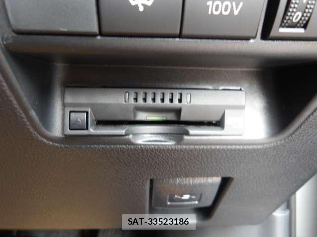 Toyota AQUA 2023-05 7325611-7