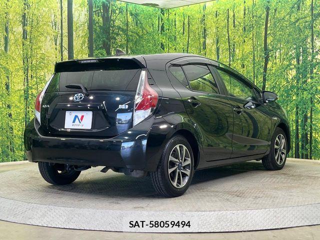 Toyota AQUA 2015-10 7325642-16