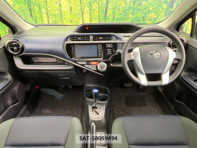 Toyota AQUA 2015-10 7325642-1