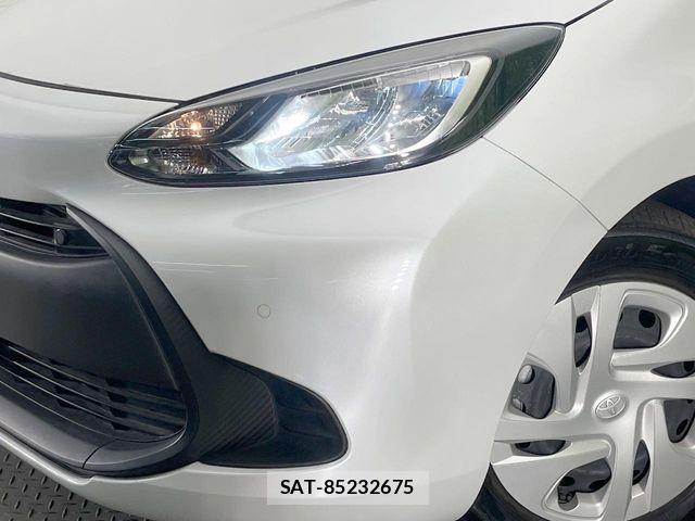 Toyota AQUA 2021-11 7325620-11