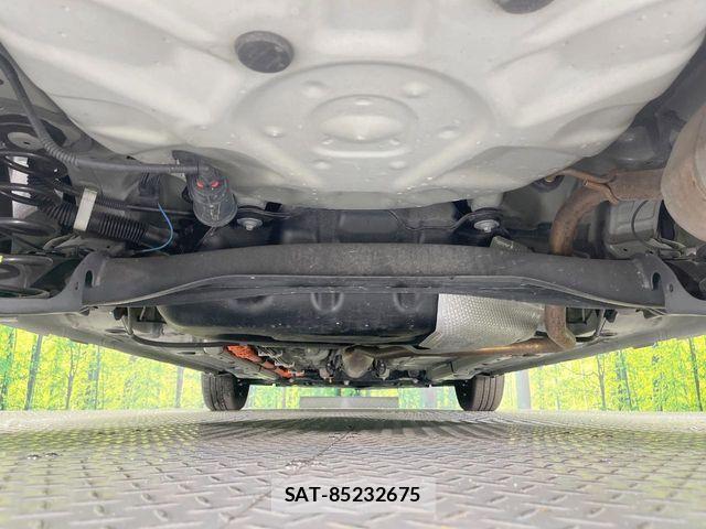 Toyota AQUA 2021-11 7325620-18