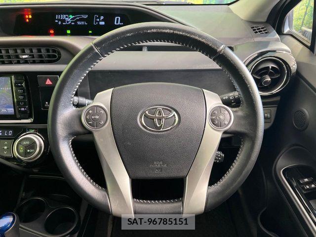 Toyota AQUA 2015-05 7325647-10