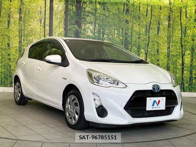 Toyota AQUA 2015-05 7325647-15