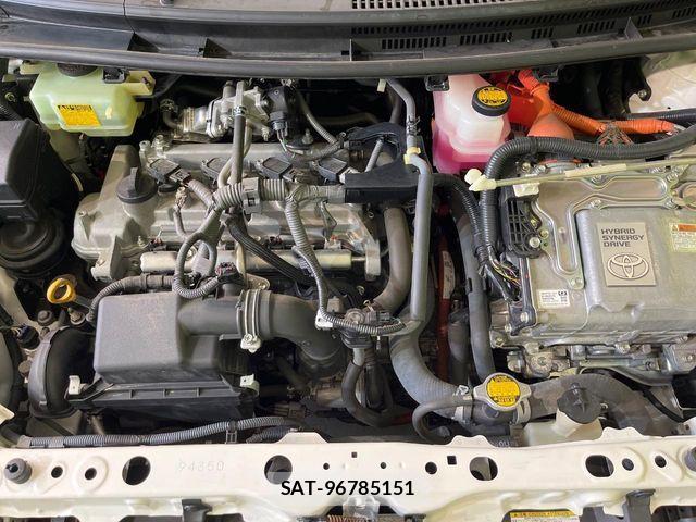 Toyota AQUA 2015-05 7325647-17