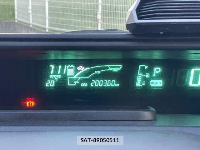 Toyota AQUA 2012-04 7356812-5