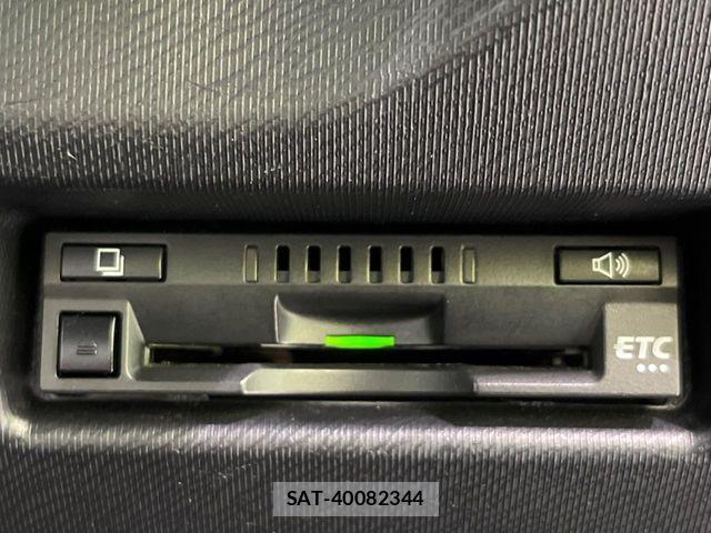 Toyota AQUA 2019-12 7356792-6