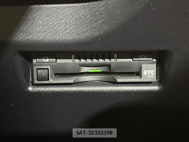 Toyota AQUA 2020-02 7356774-5