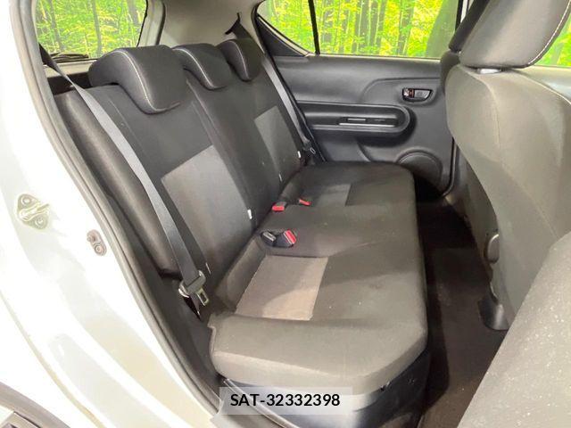 Toyota AQUA 2020-02 7356774-8