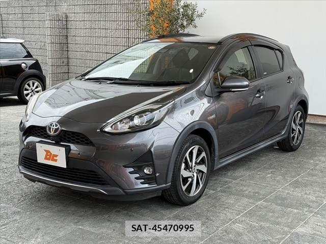 Toyota AQUA 2019-07 7356790-9