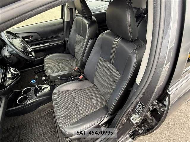 Toyota AQUA 2019-07 7356790-16