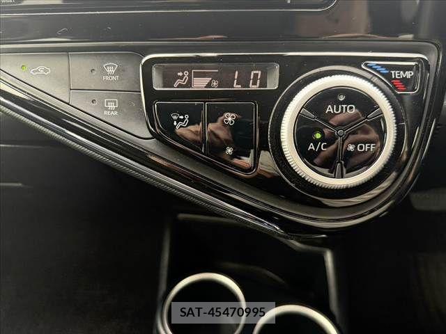 Toyota AQUA 2019-07 7356790-22