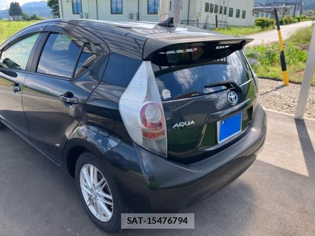 Toyota AQUA 2012-05 7356815-4
