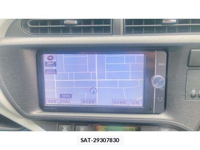 Toyota AQUA 2014-01 7356814-8