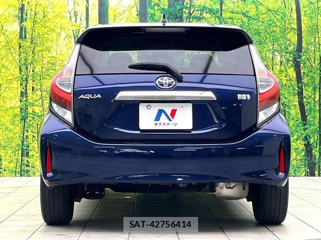 Toyota AQUA 2018-11 7356785-14