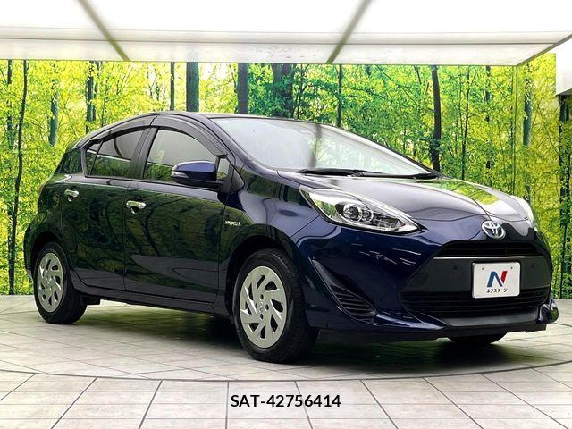 Toyota AQUA 2018-11 7356785-15