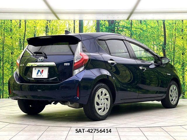 Toyota AQUA 2018-11 7356785-16