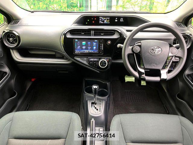 Toyota AQUA 2018-11 7356785-1