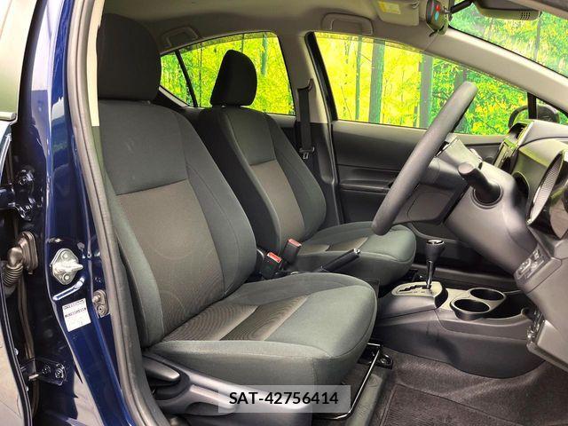 Toyota AQUA 2018-11 7356785-7