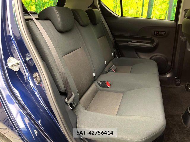 Toyota AQUA 2018-11 7356785-8