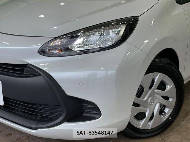 Toyota AQUA 2023-03 7356770-11