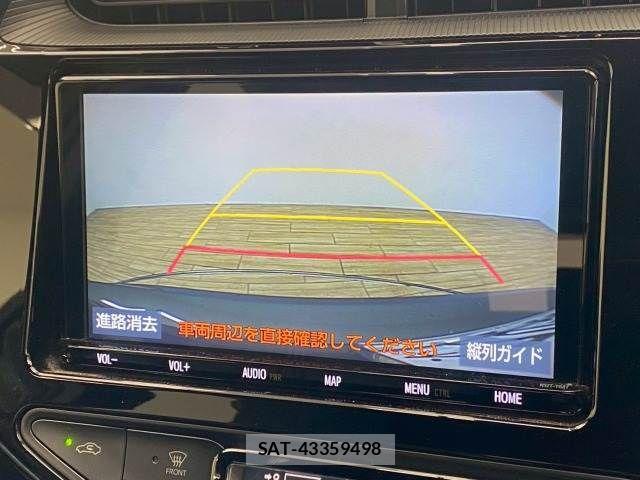 Toyota AQUA 2019-01 7356768-3