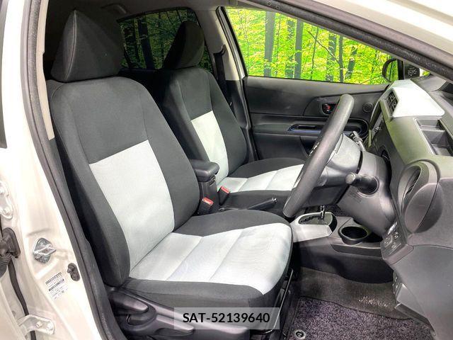Toyota AQUA 2014-07 7356804-9