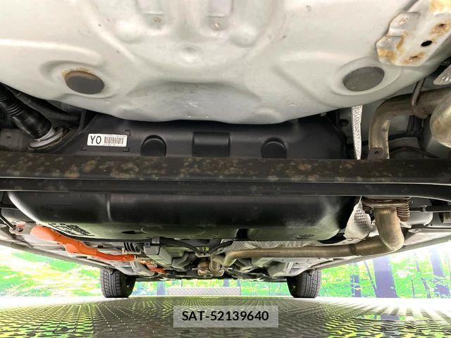 Toyota AQUA 2014-07 7356804-19