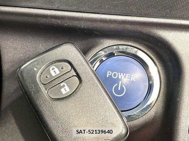 Toyota AQUA 2014-07 7356804-7