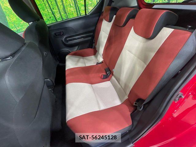 Toyota AQUA 2016-03 7356797-10