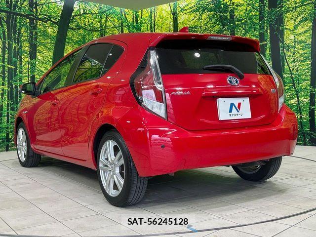 Toyota AQUA 2016-03 7356797-11