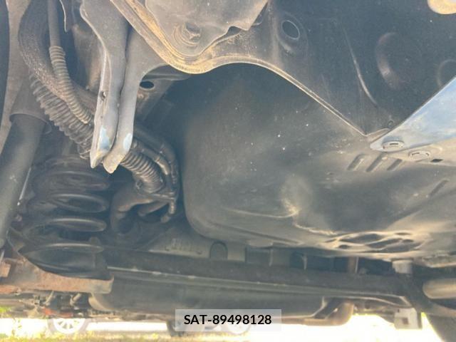 Toyota AQUA 2015-02 7356813-4