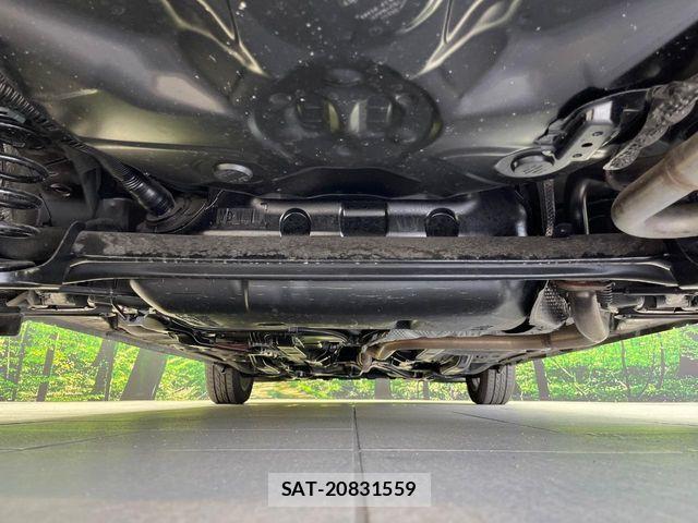 Toyota AQUA 2014-10 7356794-18