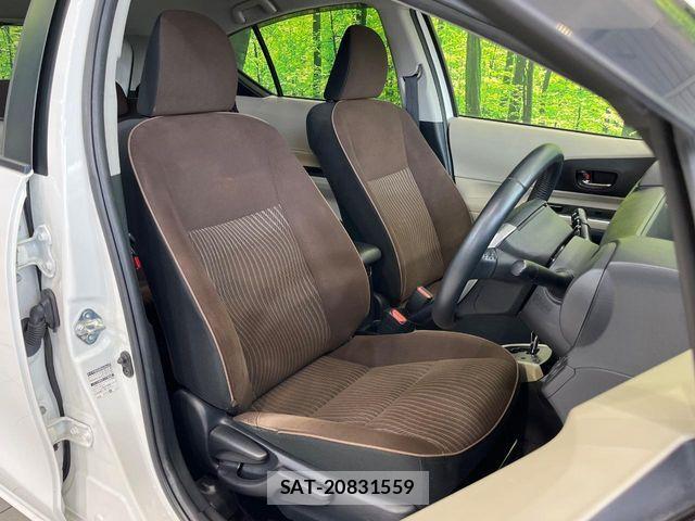 Toyota AQUA 2014-10 7356794-7