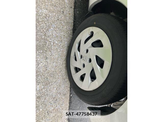 Toyota AQUA 2015-12 7356819-5